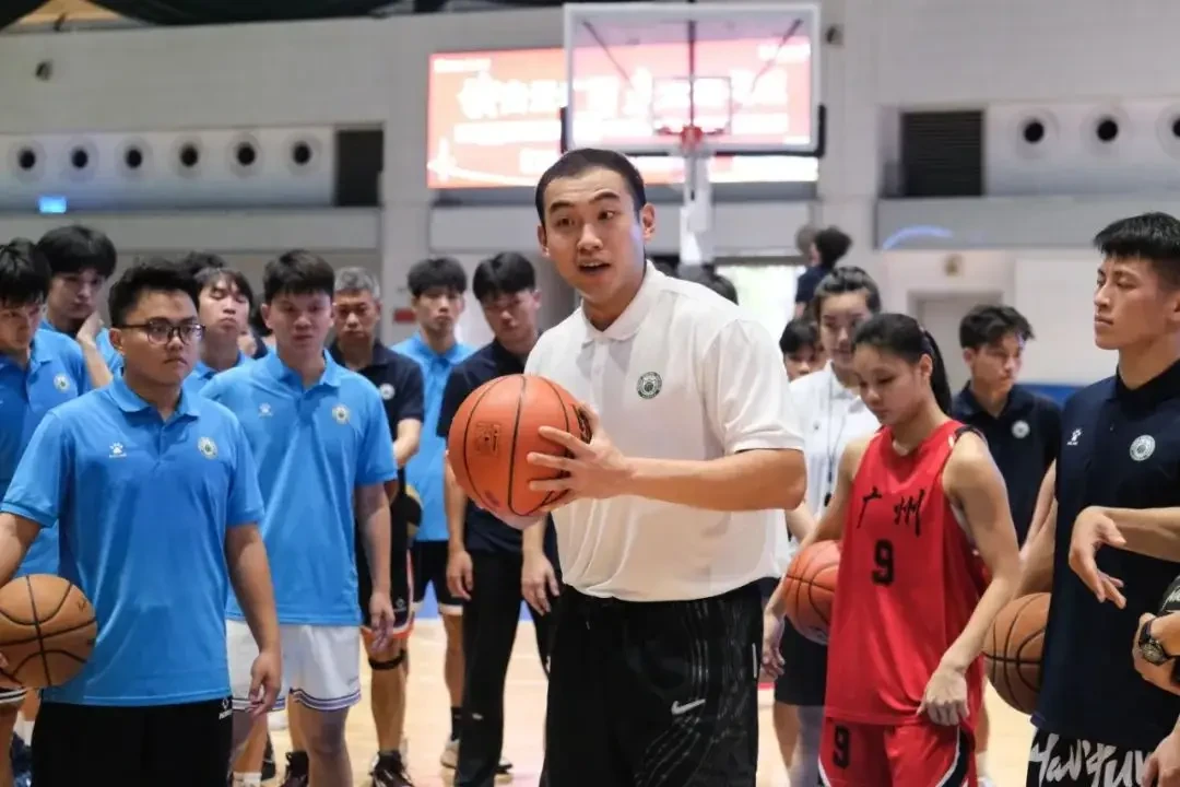 哪里可以找到专业的篮球激励导师